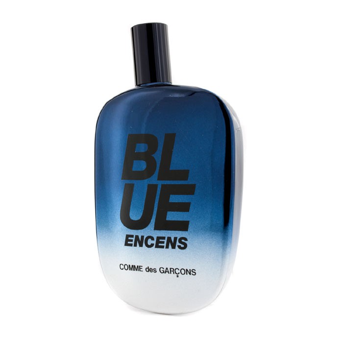 Comme Des Garcons Blue Encens парфюмированная вода 100 мл — освежающий аромат с акцентами ладана и пряностей для всех.
