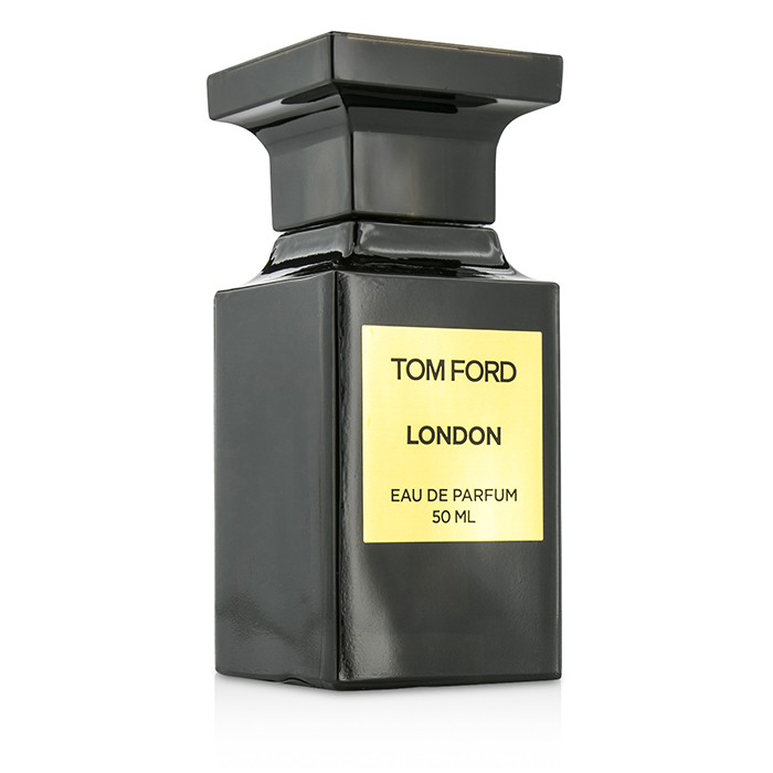 Tom Ford Private Blend London парфюмированная вода 50 мл — объемный аромат с нотами черного перца, агарового дерева и жасмина.