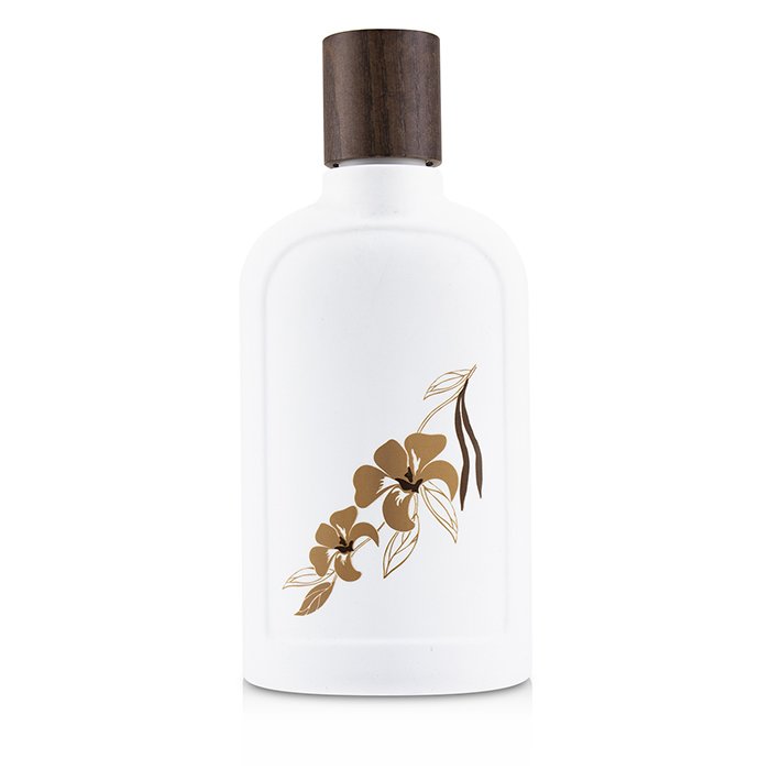 Brand: ThymesOld Name: Vanilla Blanc Body LotionSize: 270ml/9.25ozDescription: Погрузитесь в мир уюта и заботы с увлажняющим лосьоном для тела от Thymes с нежным ванильным ароматом. Этот легкий и быстро впитывающийся крем идеально подходит для всех типов 