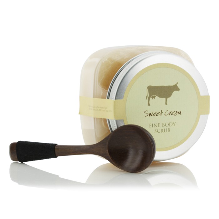 Пилинг для тела с мелкой морской солью и маслом рисовых отрубей Sweet Cream, 255 г