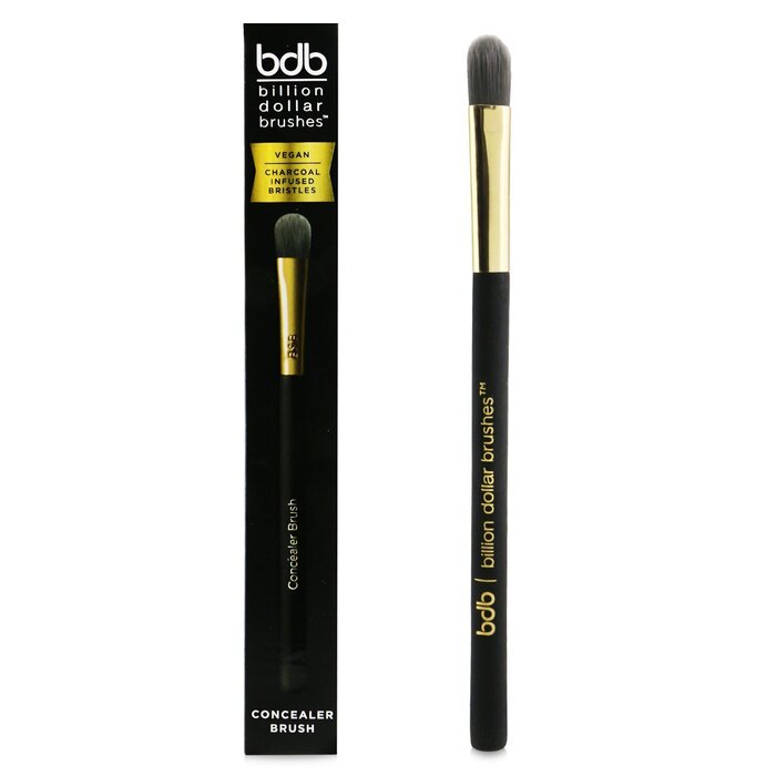 Кисть для нанесения консилера с угольной щетиной от Billion Dollar Brows