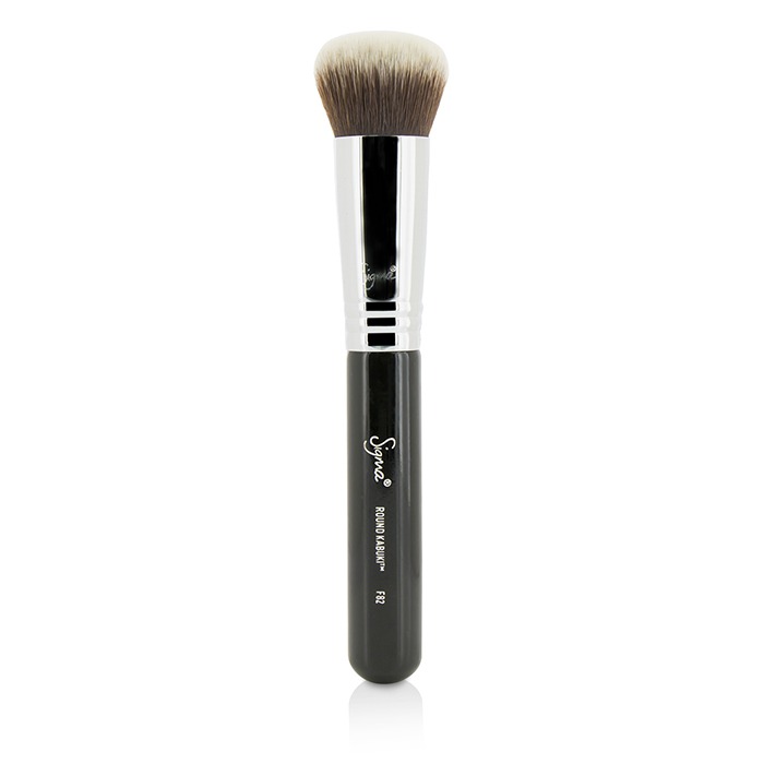 Кисть для макияжа Sigma Beauty F82 Round Kabuki с синтетическими волокнами для ровного нанесения минералов