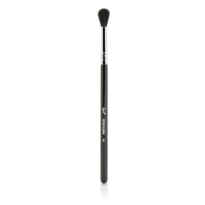 Кисть для макияжа Sigma Beauty с заострённой головкой для растушевки теней