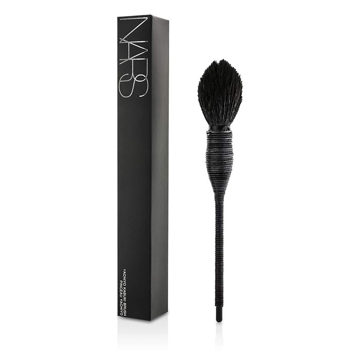 Кисть для макияжа Nars Yachiyo Kabuki для скульптурирования и растушевки