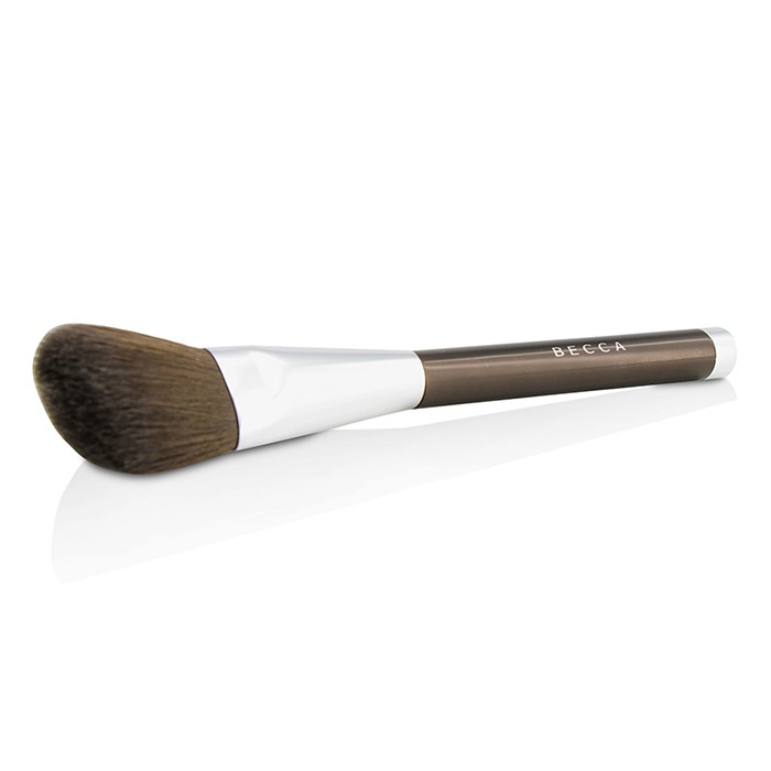 Кисть для румян и хайлайтера Becca с угловым дизайном, синтетический ворс