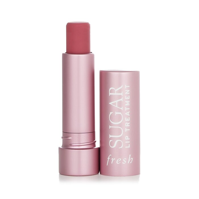 Brand: FreshOld Name: Sugar Lip Treatment - Petal 4.3g/0.15ozSize: 4.3g/0.15ozDescription: Sugar Lip Treatment от Fresh — это ультрамягкий и увлажняющий бальзам для губ, который обеспечивает не только ночной уход, но и эстетическое наслаждение с мягким на