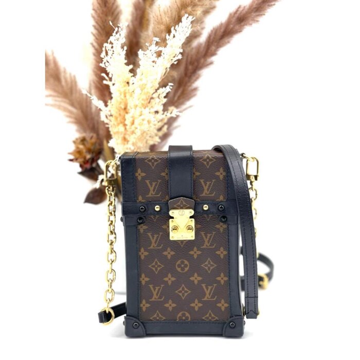 вертикальная сумка pochette Louis Vuitton унисекс, 11 см x 4 см x 18 см, для смартфона и мелочей