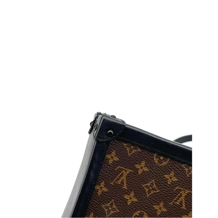 вертикальная сумка pochette Louis Vuitton унисекс, 11 см x 4 см x 18 см, для смартфона и мелочей