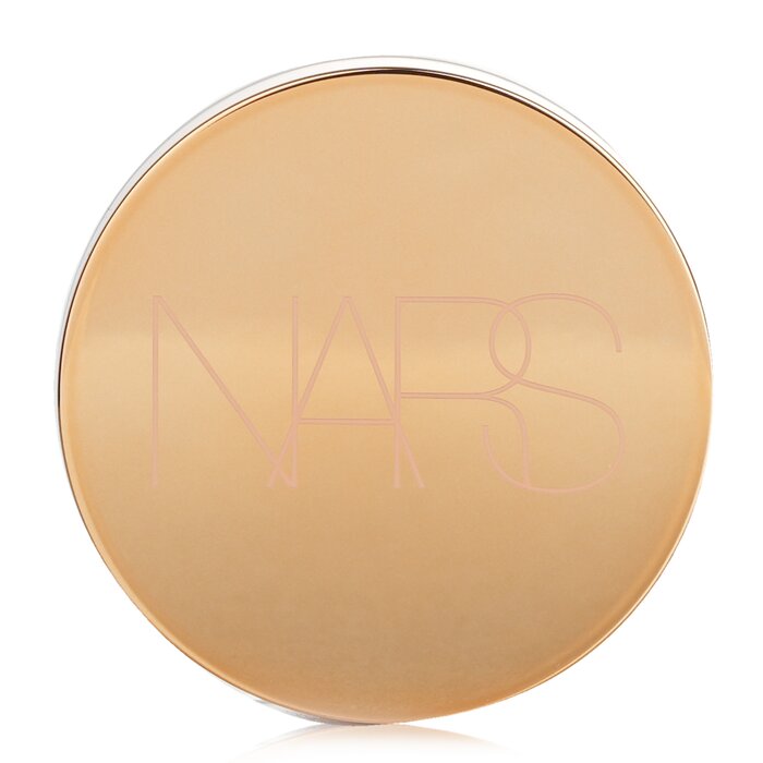 Brand: NarsOld Name: Laguna Bronzing Cream Size: 19g/0.67ozDescription: Создайте идеально солнечное сияние с бронзирующим кремом от Nars, который стал настоящим маст-хэвом для вашей косметички. Эта роскошная формула вдохновлена культовым оттенком Laguna и