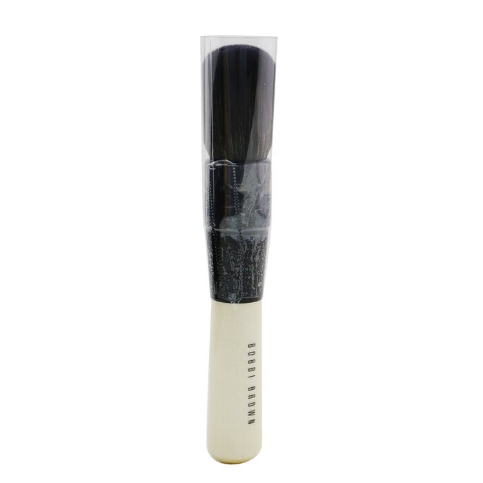 Кисть для бронзера Bobbi Brown с мягким ворсом для равномерного нанесения, подходит для всех типов кожи.