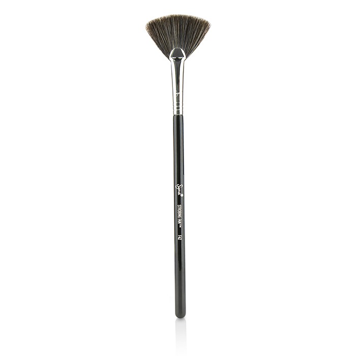 Кисть для хайлайтера Sigma Beauty с мягкой щетиной, веерная форма