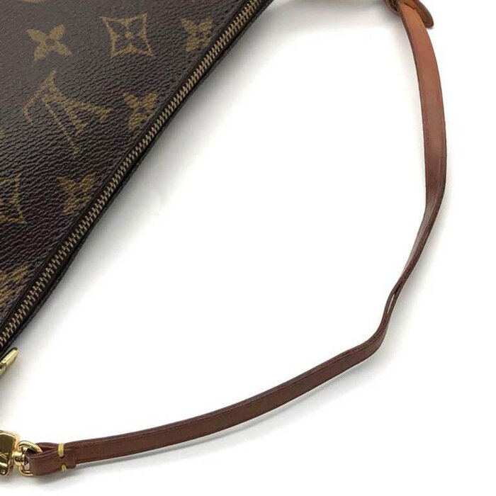 Сумка-почтальон Louis Vuitton Pochette Accessoires для мелочей, 22 см