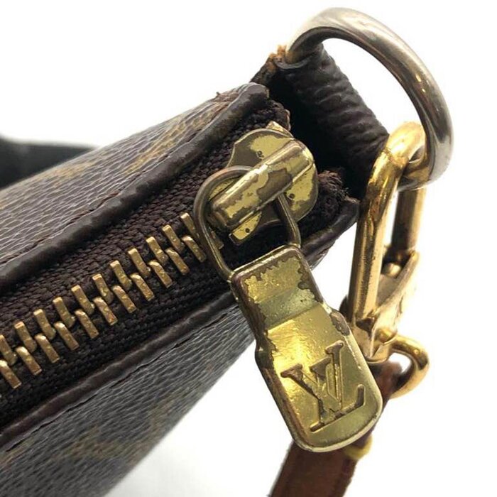 Сумка-почтальон Louis Vuitton Pochette Accessoires для мелочей, 22 см