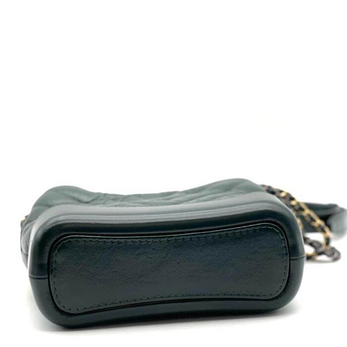 Сумка Chanel Gabrielle S, 20 см x 7 см x 16 см, элегантный дизайн для повседневного и вечернего образа