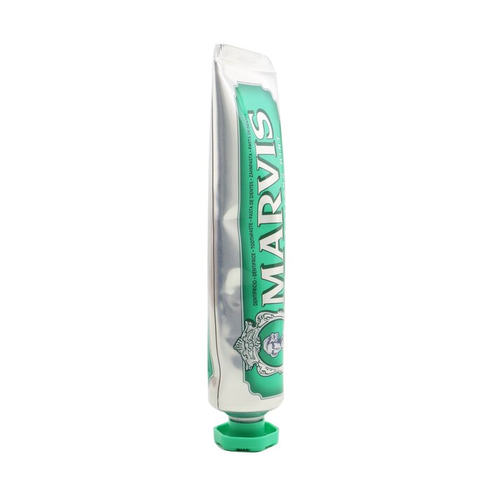 Зубная паста Marvis Classic Strong Mint с ксилитом для укрепления эмали, 85 мл