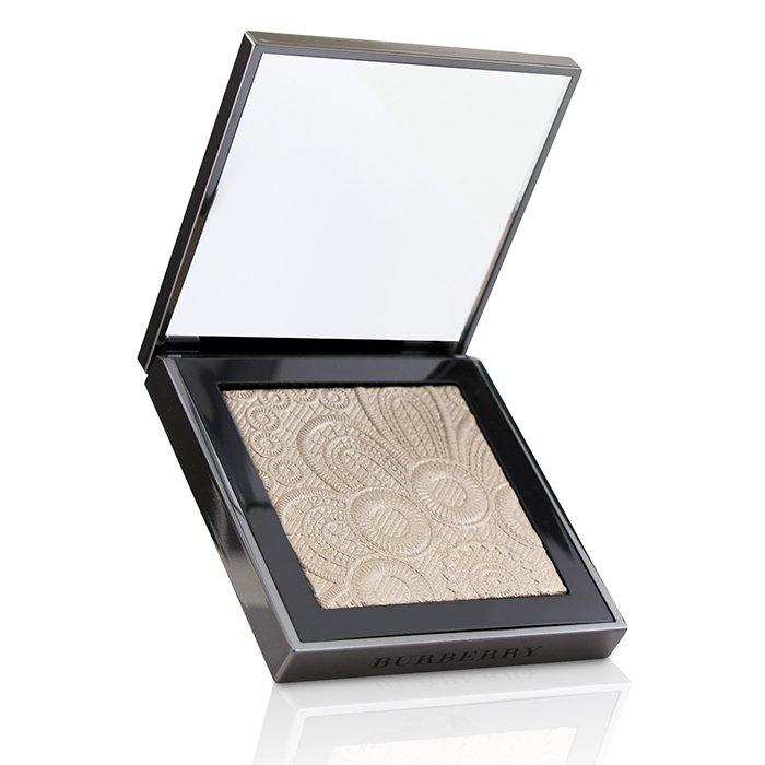 Палитра для подсвечивания Burberry No. 02 Nude Gold с перламутровыми пудрами, 5 г