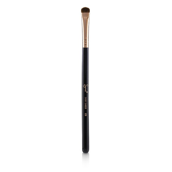 Кисть для макияжа Sigma Beauty E20 для растушевки и нанесения цвета вдоль линии ресниц