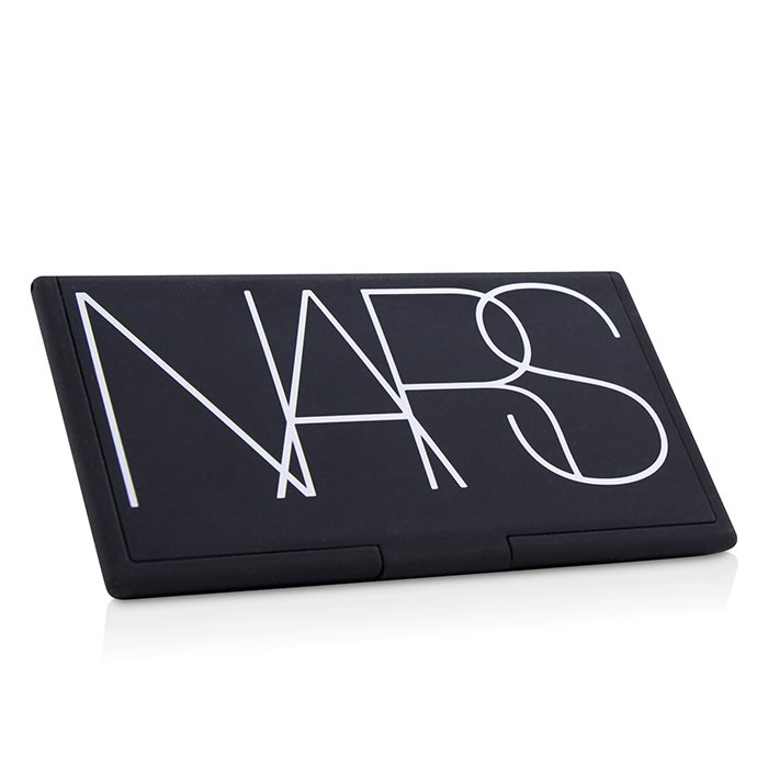 Футляр для кремовой основы Nars Radiant с зеркальцем, стильный и компактный