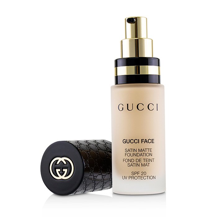 Gucci флюидная матирующая основа для лица SPF 20 с микро-перлами, 30 мл