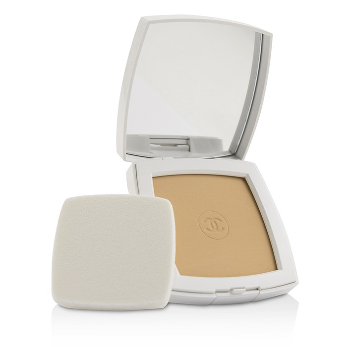 Тональный крем-пудра Chanel Le Blanc с SPF 25 для сияющего тона кожи, 12 г
