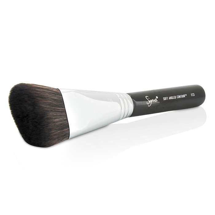 Кисть для контурирования Sigma Beauty F23 с мягким углом для равномерного нанесения пудровых продуктов