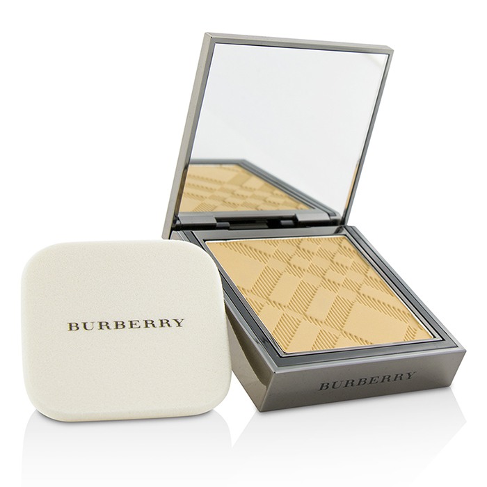 Компактная основа Burberry Fresh Glow SPF 10 для лица, 8 г