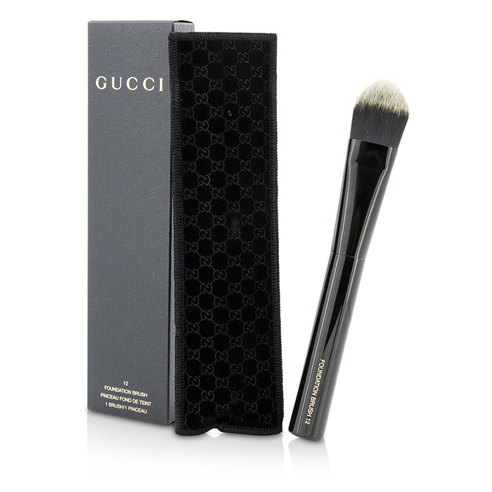 Кисть для тональной основы Gucci с синтетическим ворсом