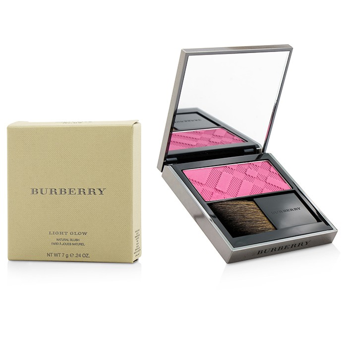 Румяна Burberry Light Glow Natural Blush с экстрактом дикой розы, 7 г, оттенок №10 "Гортензия Пинк"