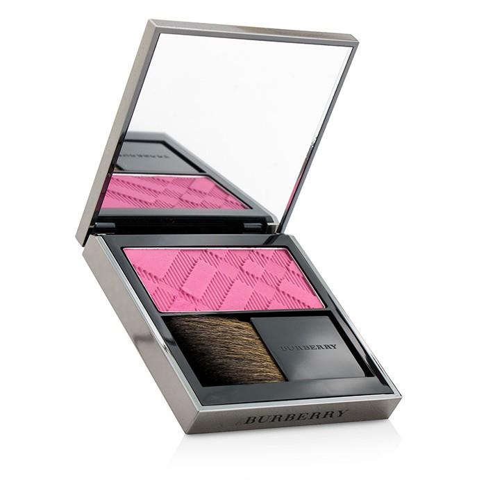 Румяна Burberry Light Glow Natural Blush с экстрактом дикой розы, 7 г, оттенок №10 "Гортензия Пинк"