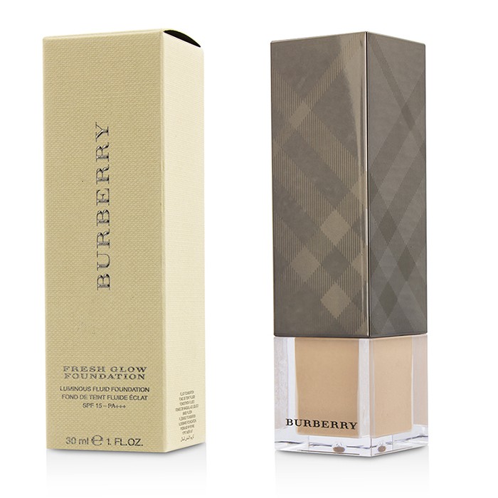 Сияющий флюид для лица Burberry с SPF15, 30 мл