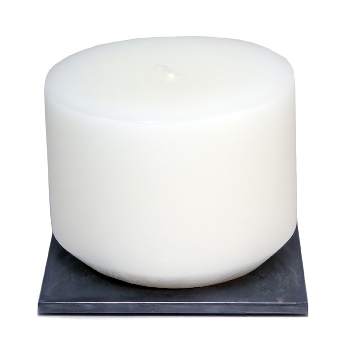Ароматическая свеча Diptyque Aqua Universalis с цветочным букетом, 385 г