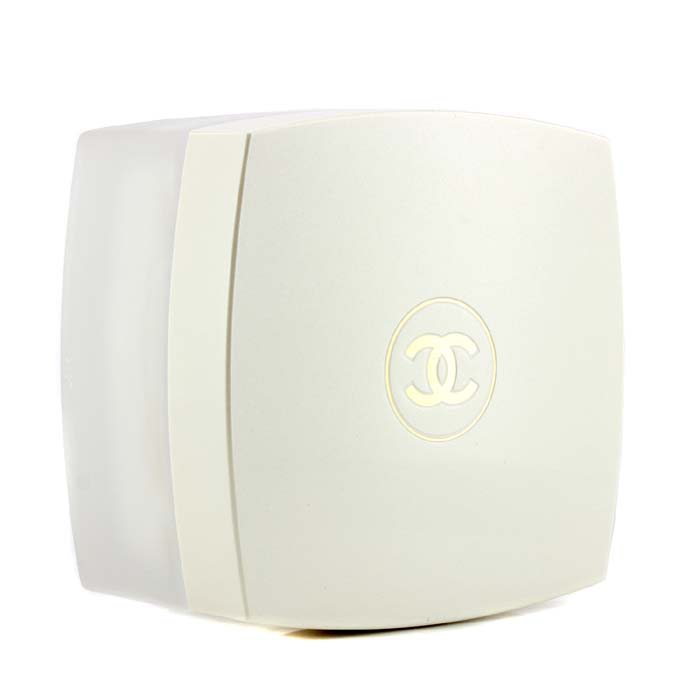 Coco Mademoiselle нежный эксфолиант для тела с мягкими отшелушивающими компонентами, 150 г
