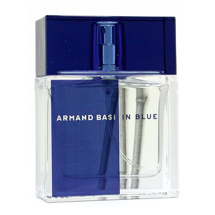 Armand Basi In Blue туалетная вода для мужчин, 50 мл — чувственный аромат с нотами бергамота, черной смородины и пачули.