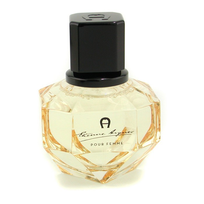 Pour Femme Eau De Parfum Natural Spray