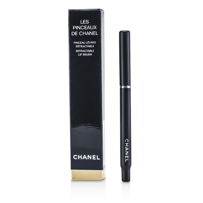 Кисть для губ Chanel с натуральным ворсом для идеального нанесения помады