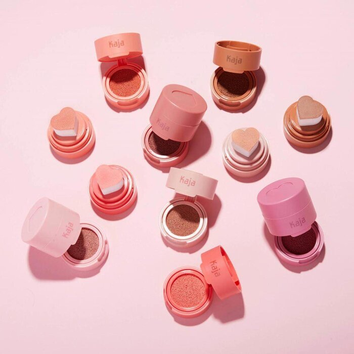 KAJA Beauty румяна с каучуковой текстурой для щёк 01 Coy (Dusty Rose)