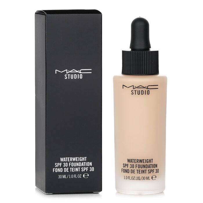 Studio Waterweight Foundation SPF 30