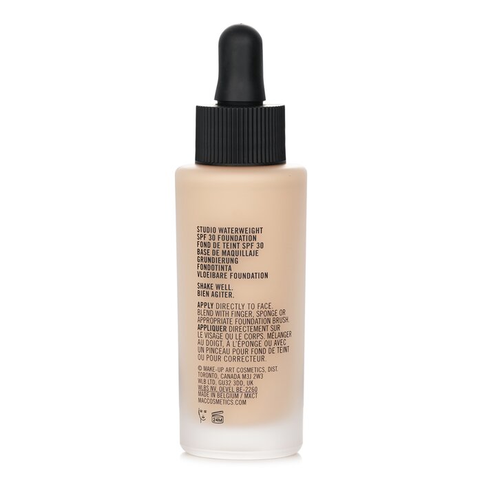 Studio Waterweight Foundation SPF 30